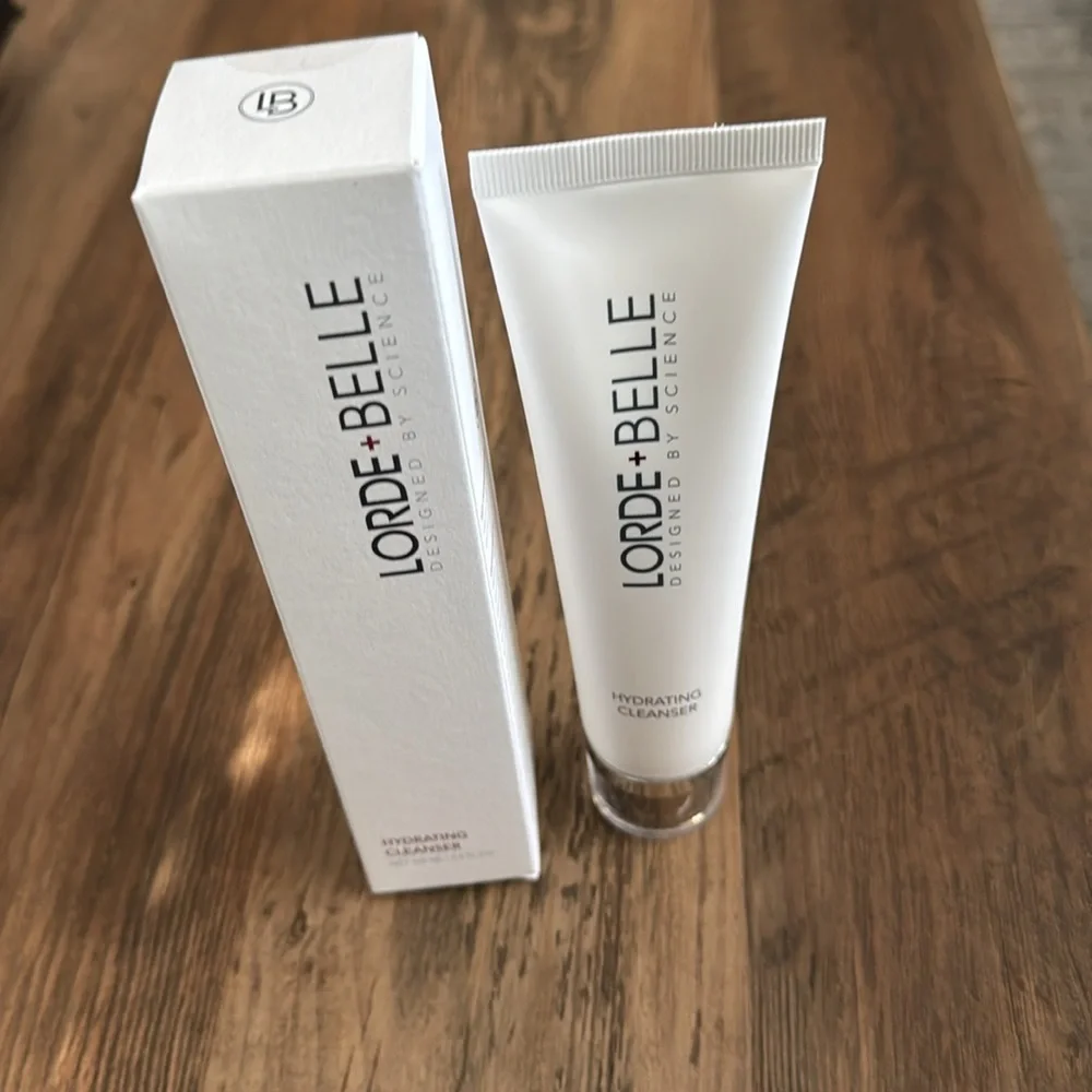Lorde + Belle Hydrating Cleanser